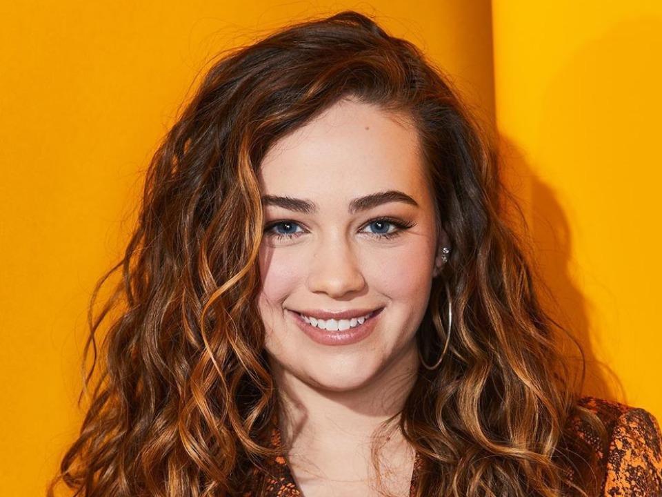 Mary Mouser