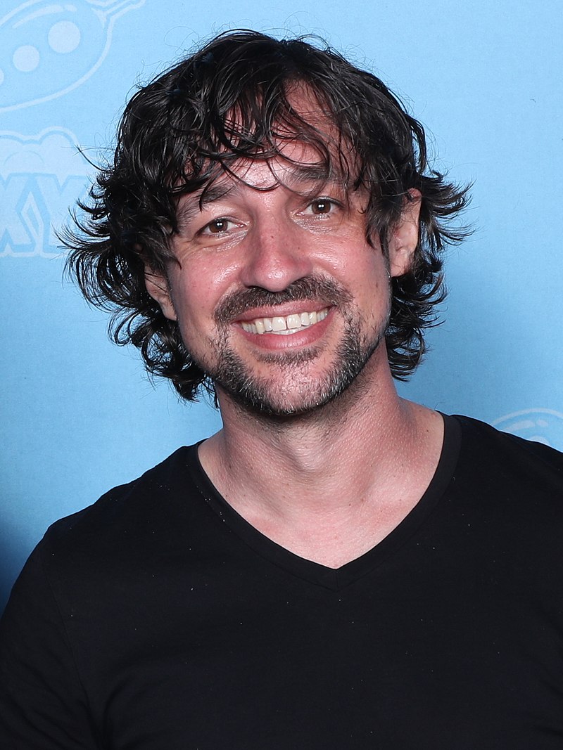 Thomas Ian Nicholas