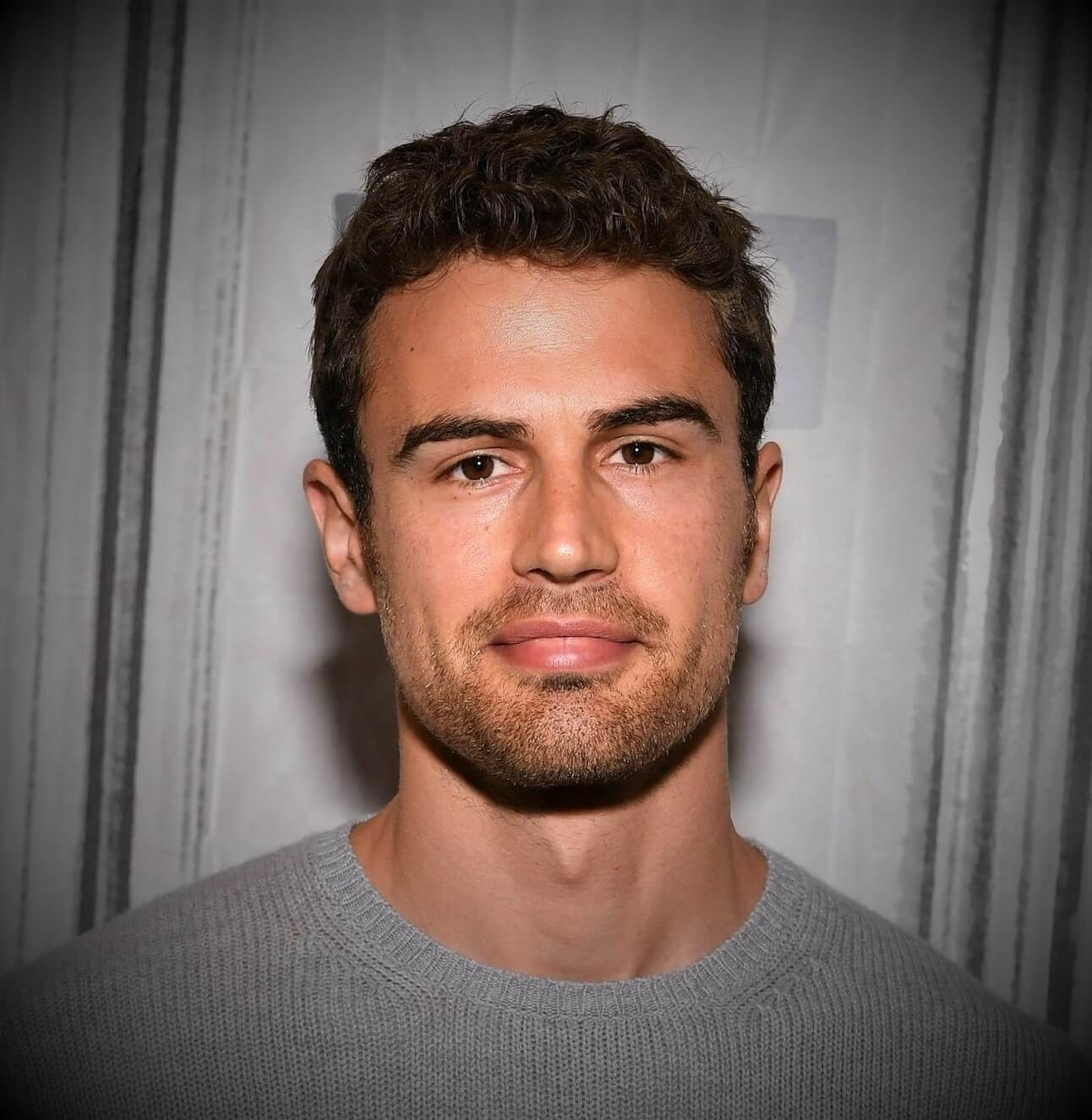 Theo James